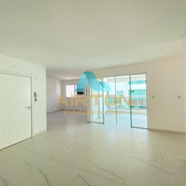 V3000 Royal Park 802 rua 242 N� 380