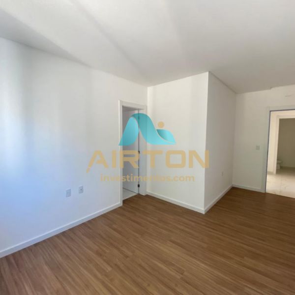 V3000 Royal Park 802 rua 242 N� 380