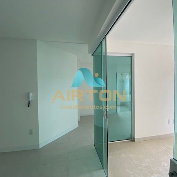 V3001 apartamento novo, 3 su�tes localizado na Mei
