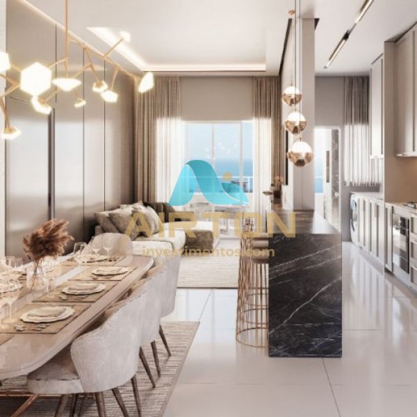 LA4000 Apartamento com 4 dor, sendo 1 sute. 