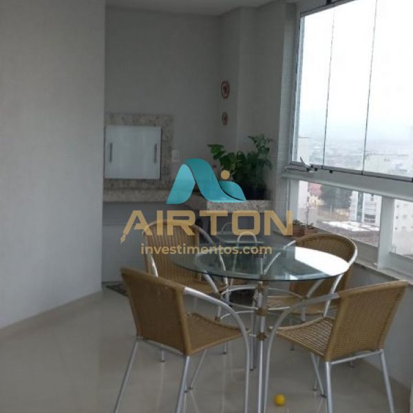 V3006 apto com 1 su�te e 2 demi.
