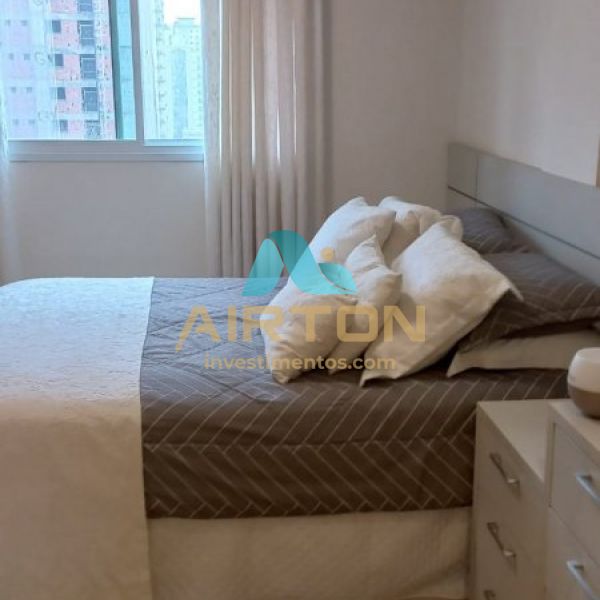 V3006 apto com 1 su�te e 2 demi.