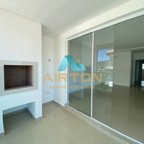 V4002 Apto com 4 su�tes, 3 vagas