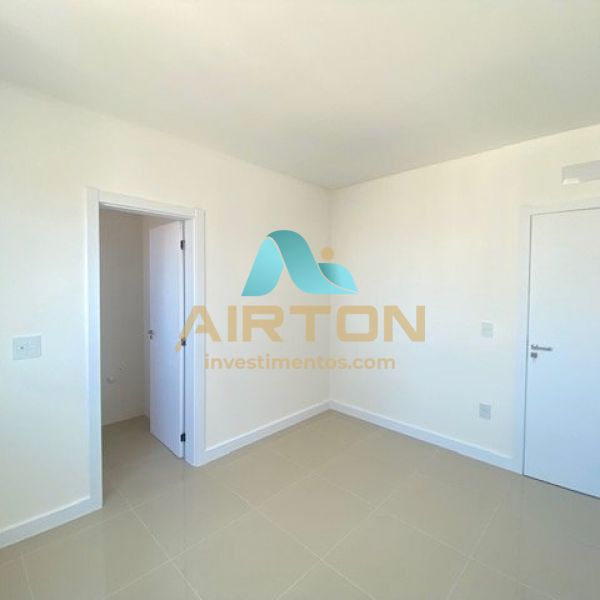V4002 Apto com 4 su�tes, 3 vagas