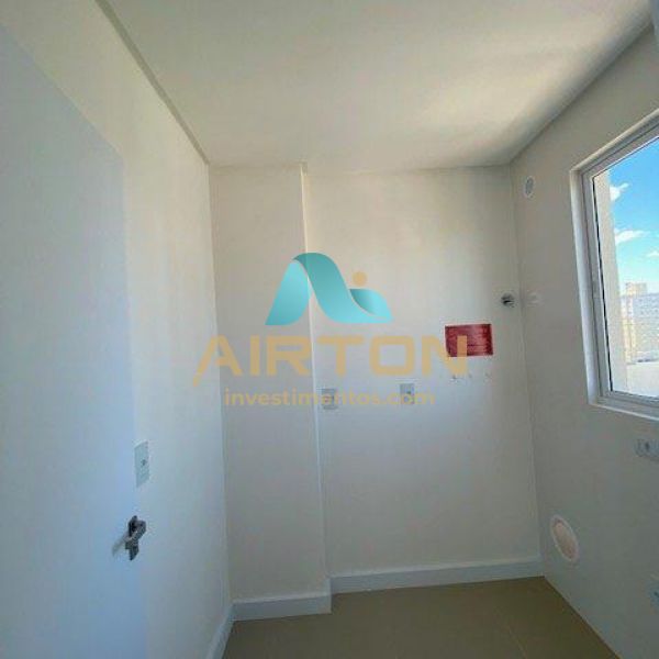 V4002 Apto com 4 su�tes, 3 vagas
