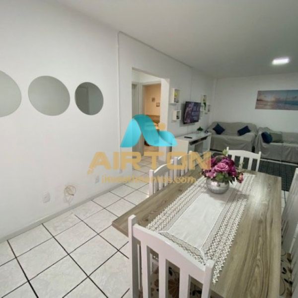 L2000, Locao de vero, no Centro de Itapema SC.