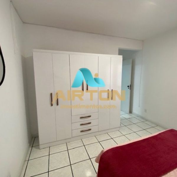 L2000, Locao de vero, no Centro de Itapema SC.