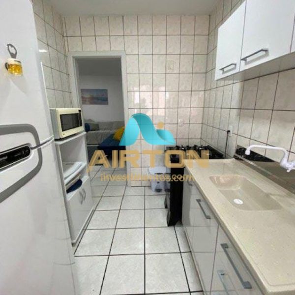 L2000, Locao de vero, no Centro de Itapema SC.