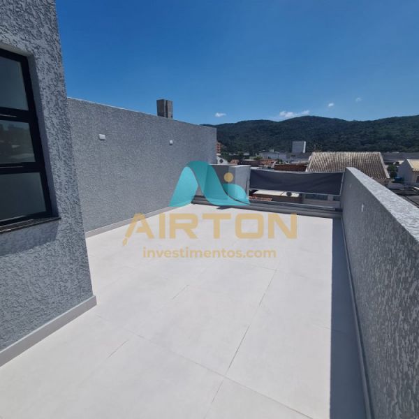 C103 Triplex 3 dorm. sendo 1 sute