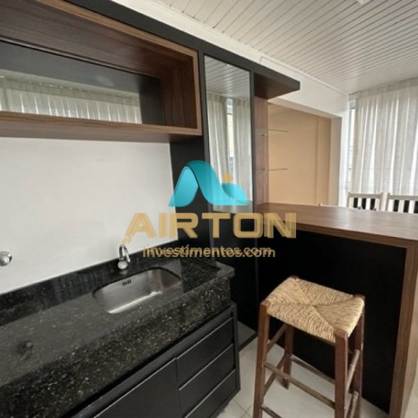 L3004, Apto Locao de vero Meia praia sc.