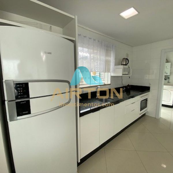 L3021 LOCAO DE VERO 3 SUTES NA PRAIA 