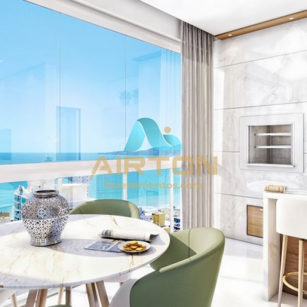 Apartamento na Meia Praia, 4 dr, 2 vagas