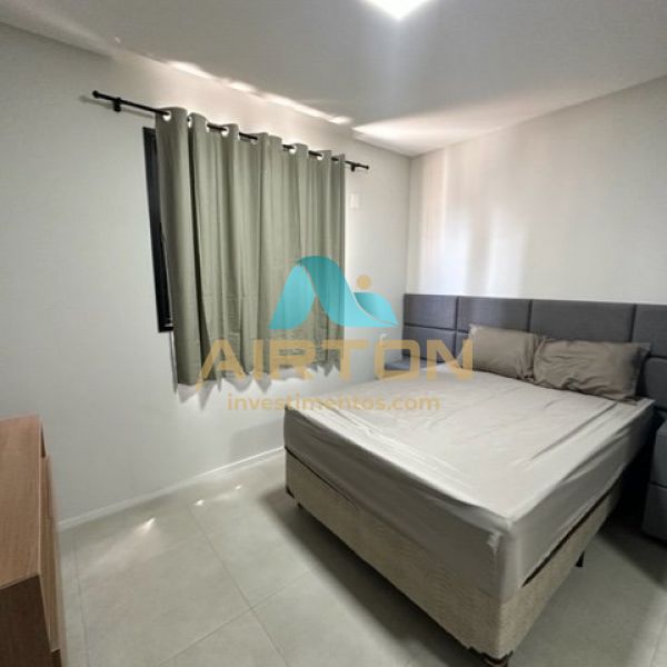 timo Apto a 100mts da praia 3 Sutes. 