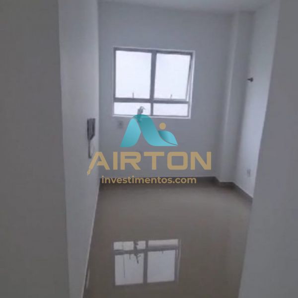 APARTAMENTO FRENTE PARA BRASIL