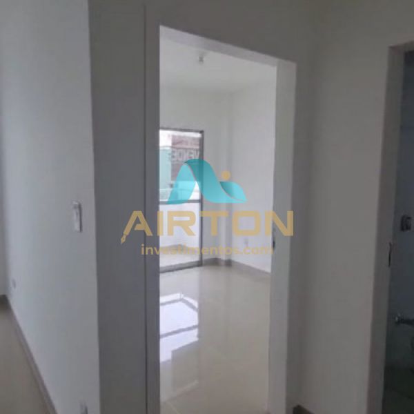 APARTAMENTO FRENTE PARA BRASIL