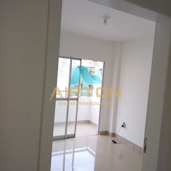 APARTAMENTO FRENTE PARA BRASIL