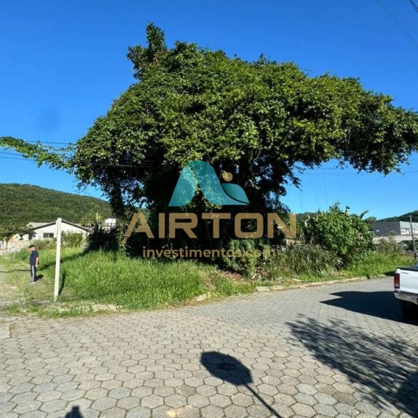 TERRENO/LOTE A VENDA EM BOMBINHAS