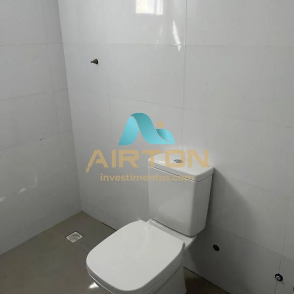 SOBRADO COM 3 QUARTOS  VENDA , 141M - NOVA ESPER