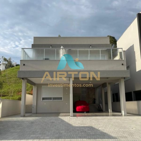 CASA DE CONDOMINIO 3 QUARTOS  VENDA , 402M - CEN