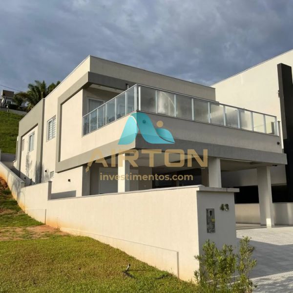 CASA DE CONDOMINIO 3 QUARTOS  VENDA , 402M - CEN