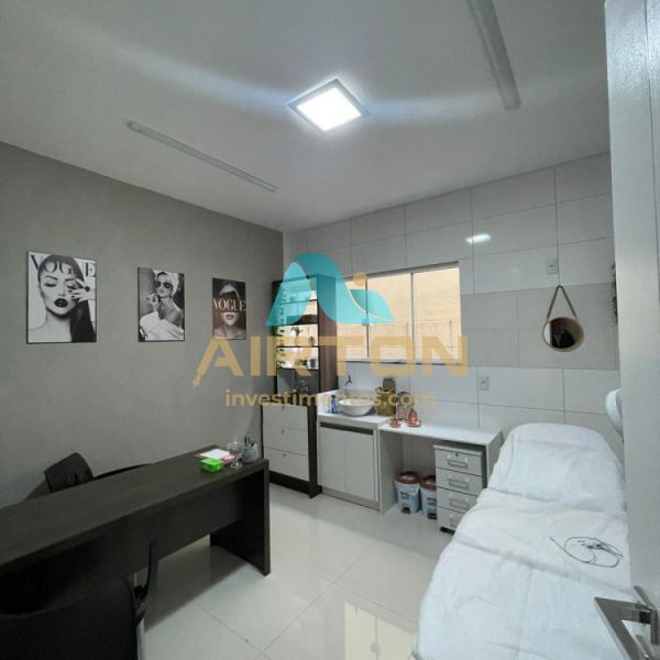 SOBRADO COM 4 QUARTOS  VENDA , 671M - CENTRO