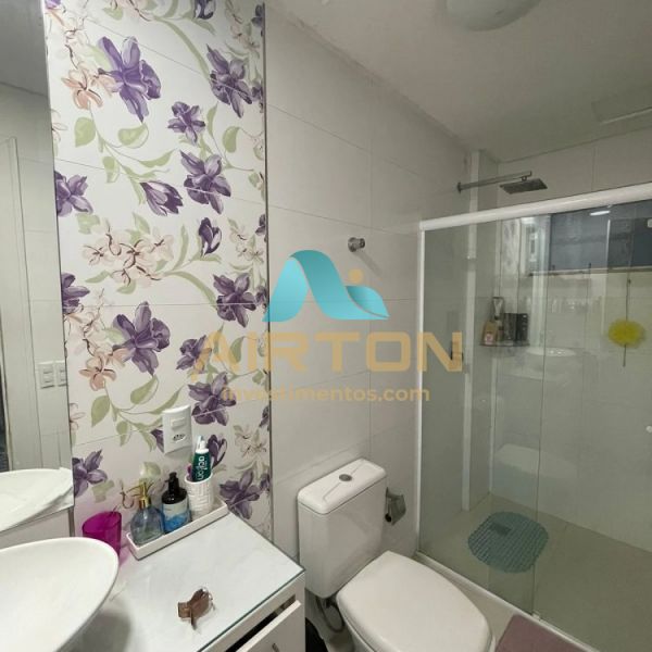 SOBRADO COM 4 QUARTOS  VENDA , 671M - CENTRO