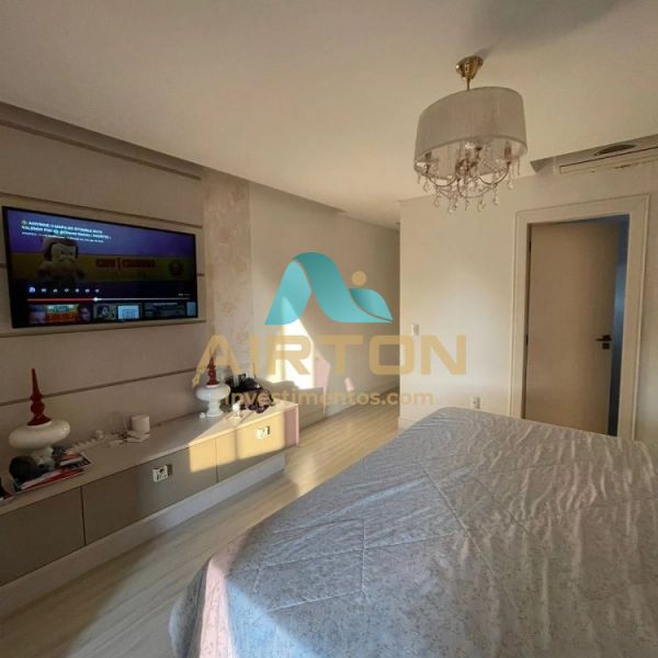 SOBRADO COM 4 QUARTOS  VENDA , 671M - CENTRO