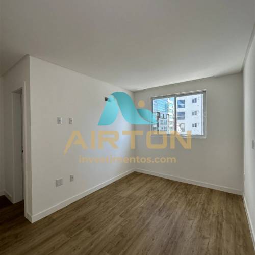 APARTAMENTO COM 3 QUARTOS  VENDA , 142M
