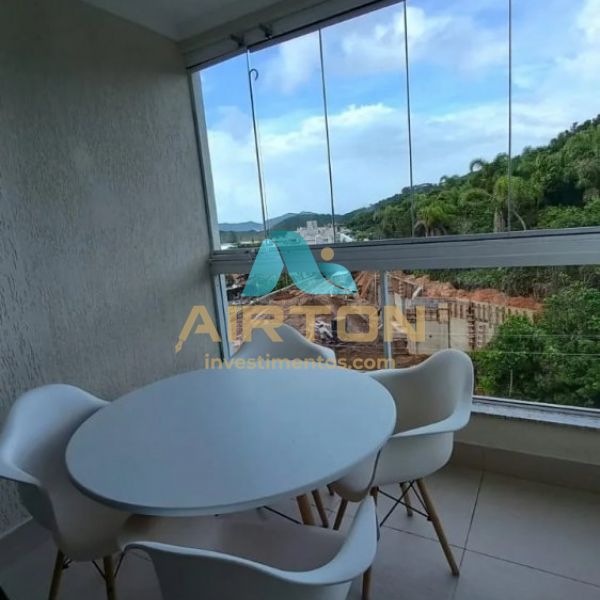APARTAMENTO COM 4 QUARTOS  VENDA , 217M - QUATRO