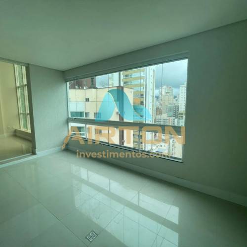 APARTAMENTO 4 SUTES  VENDA , 196M - MEIA PRAIA