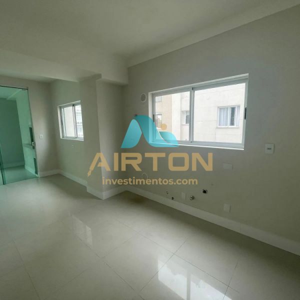 APARTAMENTO 4 SUTES  VENDA , 196M - MEIA PRAIA