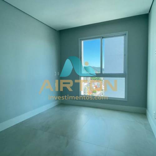 Apartamento 4 quartos  venda , 134m - Centro - B