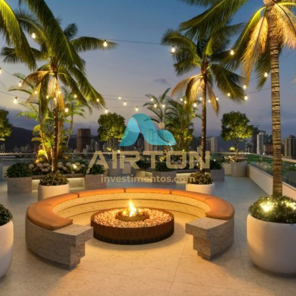 LA3033 APARTAMENTO LAN�AMENTO 200 MTS DO MAR, EM J