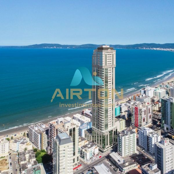 LA5001 LANAMENTO APARTAMENTO QUADRA MAR EM CENTRO