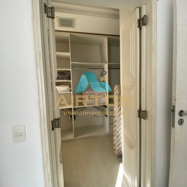 Casa com 5 quartos e piscina  venda , 270m - Na