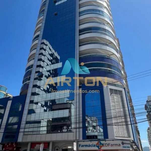 V4052 APARTAMENTO MOBILIADO, 200 MTS DO MAR EM MEI