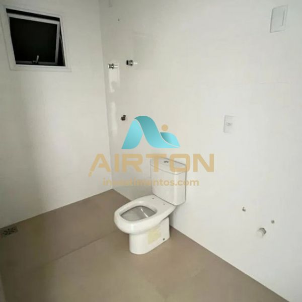 V4053 APARTAMENTO PARA VENDA, QUADRA MAR EM MEIA P