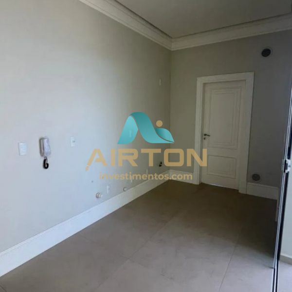 V4053 APARTAMENTO PARA VENDA, QUADRA MAR EM MEIA P