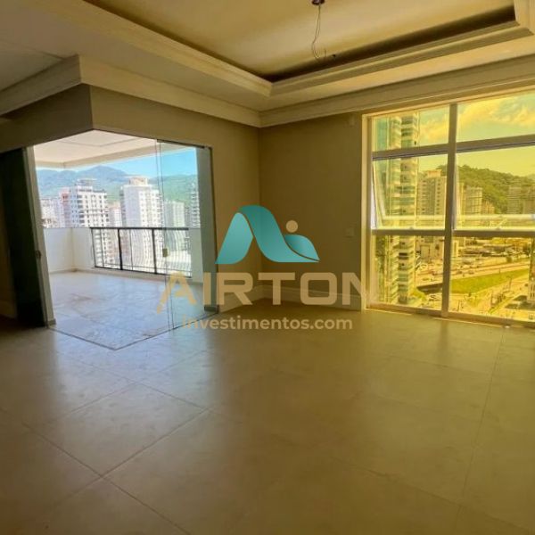 V4053 APARTAMENTO PARA VENDA, QUADRA MAR EM MEIA P