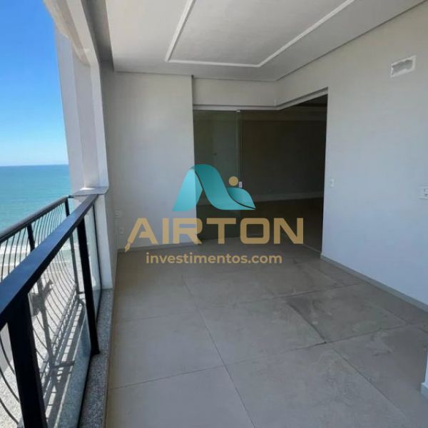 V4053 APARTAMENTO PARA VENDA, QUADRA MAR EM MEIA P