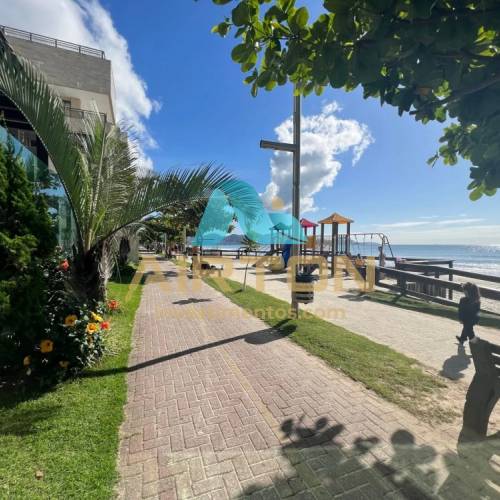 V4055 APARTAMENTO PARA VENDA FRENTE AO MAR EM MEIA