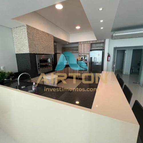 V4055 APARTAMENTO PARA VENDA FRENTE AO MAR EM MEIA