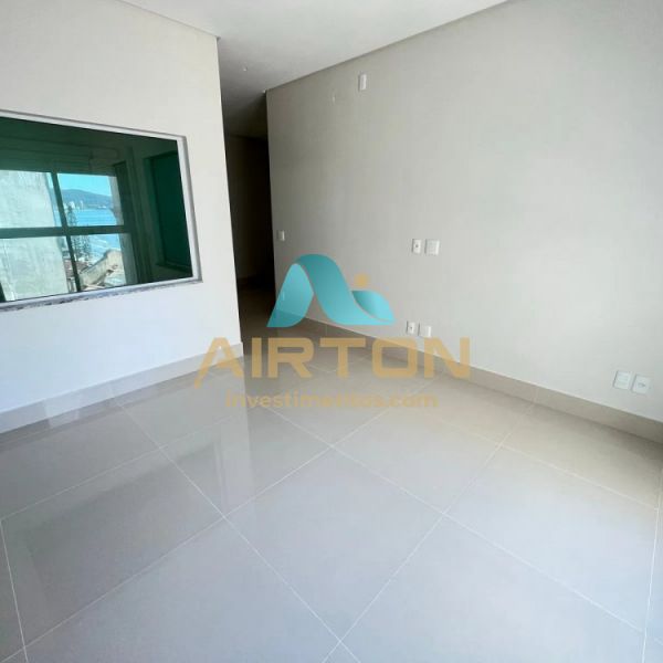 V4055 APARTAMENTO PARA VENDA FRENTE AO MAR EM MEIA