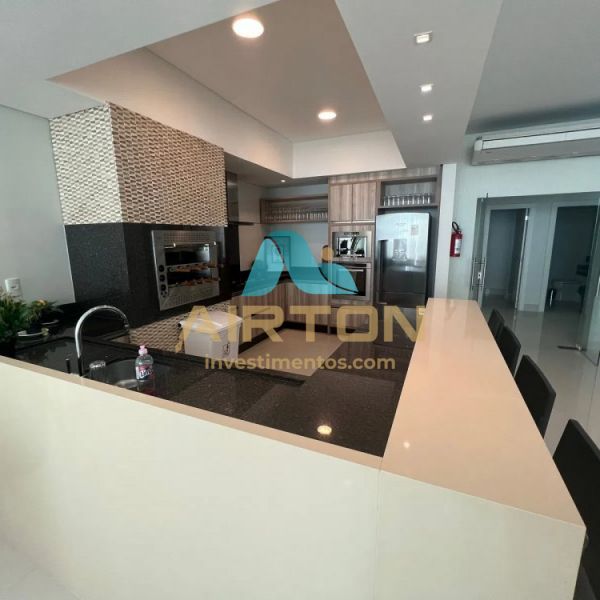 V4055 APARTAMENTO PARA VENDA FRENTE AO MAR EM MEIA