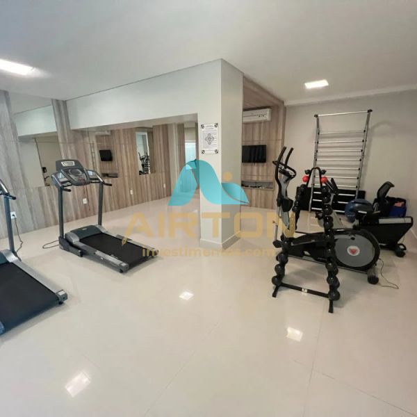 V4055 APARTAMENTO PARA VENDA FRENTE AO MAR EM MEIA