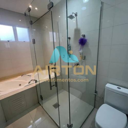 V4056 APARTAMENTO PARA VENDA FRENTE O MAR EM MEIA 