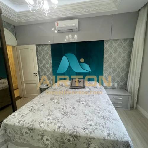V4056 APARTAMENTO PARA VENDA FRENTE O MAR EM MEIA 