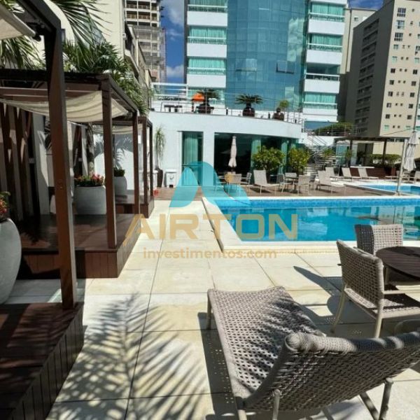 V4059 APARTAMENTO PARA VENDA FRENTE AO MAR EM MEIA