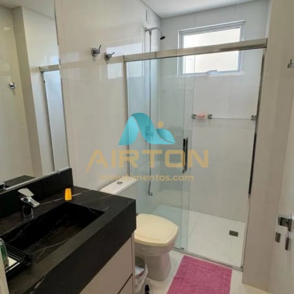 V4059 APARTAMENTO PARA VENDA FRENTE AO MAR EM MEIA