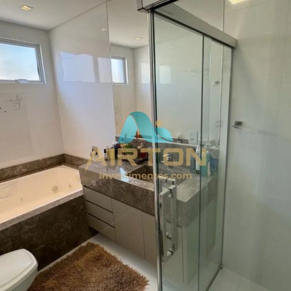 V4059 APARTAMENTO PARA VENDA FRENTE AO MAR EM MEIA